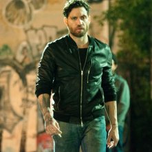 Point Break: Edgar Ramirez in una scena del film