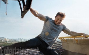 Captain America: Civil War - Chris Evans in una spettacolare foto del film