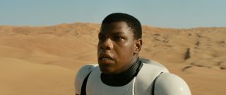 Star Wars: Il risveglio della forza, un intenso primo piano di John Boyega