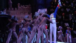 Royal Opera House - Lo schiaccianoci Trailer