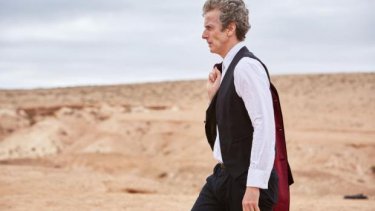 Doctor Who: Peter Capaldi è il Dottore in una scena del season finale Hell Bent