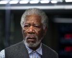 Paura per Morgan Freeman, grave incidente aereo per l'attore