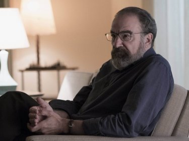 Homeland: l'attore Mandy Patinkin interpreta Saul in The Litvinov Ruse