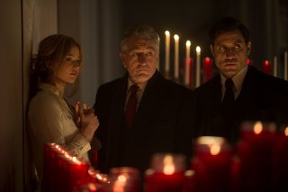 Joy: Jennifer Lawrence, Robert De Niro ed Edgar Ramirez in una scena del film