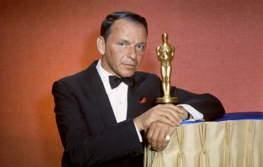 Il premio Oscar Frank Sinatra