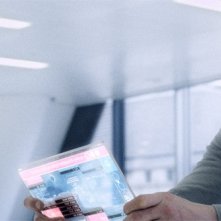 Brand New-U - Lachlan Nieboer in una scena