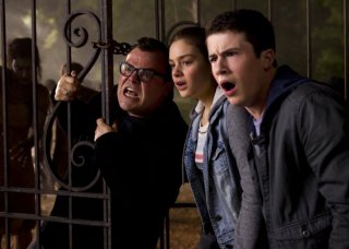 Piccoli Brividi: Jack Black, Dylan Minnette e Odeya Rush in una scena del film