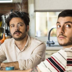 The Pills - Sempre meglio che lavorare: Luigi Di Capua e Matteo Corradini in una scena del film