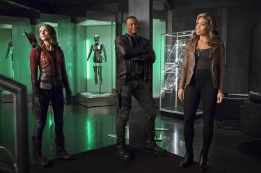 The Flash: Willa Holland, David Ramsey e Ciara Renée in una foto di Legends of Today