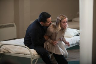 The Vatican Tapes: Michael Peña e Olivia Dudley in una scena del film