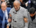 Bill Cosby è stato incriminato per violenza sessuale 