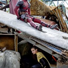 Deadpool: Ryan Reynolds e Brianna Hildebrand in una foto del film