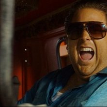 Arms and the Dudes: Jonah Hill e Miles Teller scatenati in auto