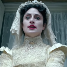 Sherlock - L'abominevole sposa: un primo piano di Natasha O'Keeffe