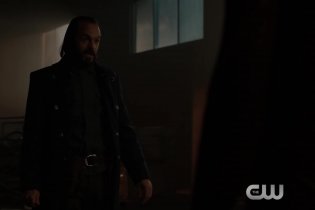 Legends of Tomorrow - Hawkman