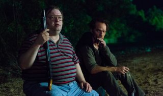 Hap and Leonard: Jeff Pope e Neil Sandilands in una scena