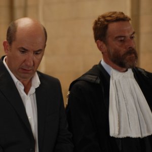 L'abbiamo fatta grossa: Antonio Albanese e Federigo Ceci in una scena del film