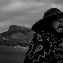 Vinicio Capossela - Nel paese dei coppoloni: il cantautore Capossela in una scena del documentario
