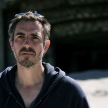 Land of Mine: il regista e sceneggiatore del film Martin Zandvliet sul set