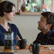 Regali da uno sconosciuto - The Gift: Jason Bateman e Rebecca Hall in una scena del film