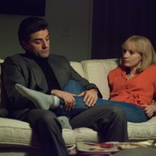1981: un'indagine a New York, Oscar Isaac e Jessica Chastain in una scena del film