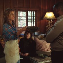 All'ultimo voto: Sandra Bullock, Anthony Mackie e Ann Dowd in una scena del film