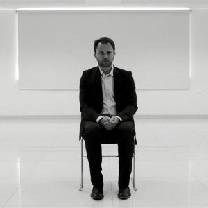 Amore, furti e altri guai: Sami Metwasi in una scena del film