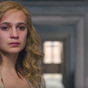 The Danish Girl: Alicia Vikander in una scena del film