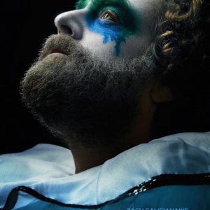 Baskets: la locandina della serie