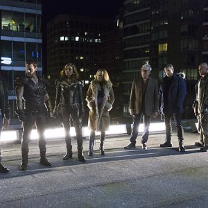 Legends of Tomorrow: i protagonisti riuniti in una foto del pilot