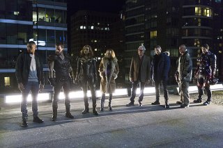 Legends of Tomorrow: i protagonisti riuniti in una foto del pilot