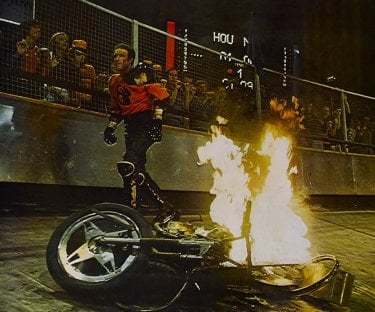 Rollerball: una scena son James Caan