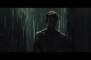 The Divergent Series: Allegiant - Trailer 'Tear Down the Wall'