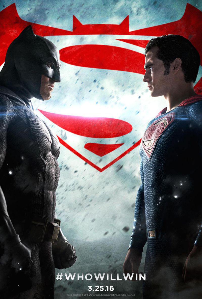 Batman v Superman: Dawn of Justice - Il nuovo poster li vede l'uno contro l'altro