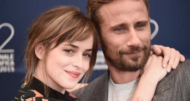 Dakota Johnson e Matthias Schoenaerts in The Sound Of ...