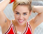 Woody Allen ingaggia Miley Cyrus per la sua serie Amazon!