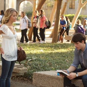 God's Not Dead: Shane Harper e Trisha LaFace in una scena del film