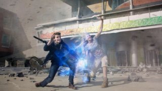Heroes Reborn: Robbie Kay e Danika Yarosh in un'immagine di Project Reborn