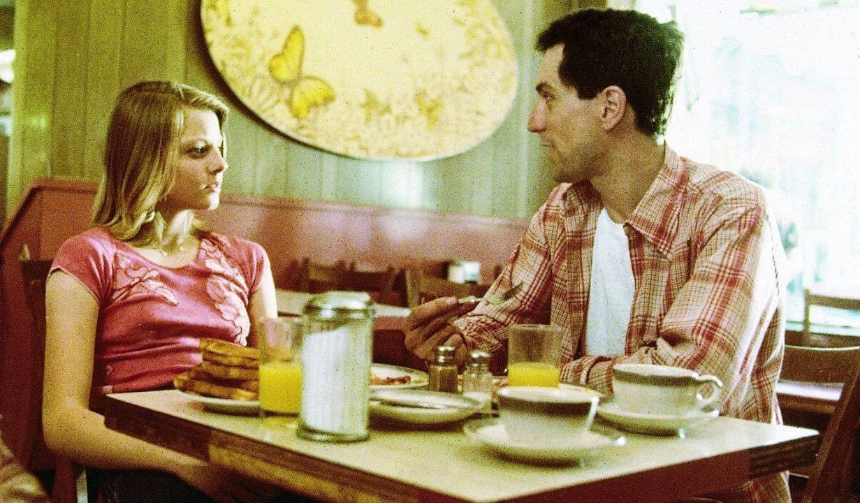 Jodie Foster e Robert De Niro in una scena di Taxi Driver