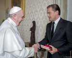 Leonardo DiCaprio incontra Papa Francesco in Vaticano