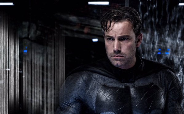 Ben Affleck con indosso il Batcostume