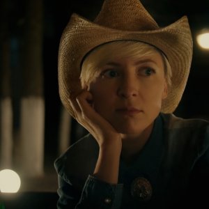 Hotel Dallas: un primo piano della regista Livia Ungur