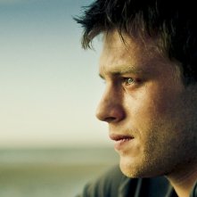 Jonathan: un primo piano di Jannis Niewöhner