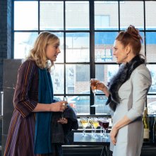 Maggie's Plan: Greta Gerwig e Julianne Moore in una scena del film