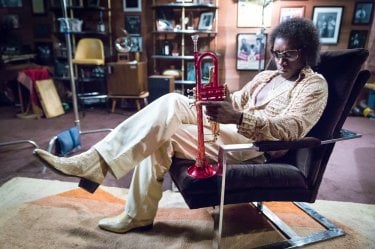 Miles Ahead: Don Cheadle in una scena del film da lui stesso diretto