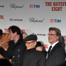  Quentin Tarantino, Michael Madsen, Kurt Russel e il maestro Ennio Morricone posano sul red carpet di The Hateful Eight