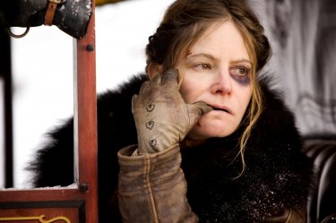 The Hateful Eight: un bel primo piano di Jennifer Jason Leigh