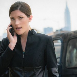 Limitless: l'attrice Jennifer Carpenter in una foto della prima stagione