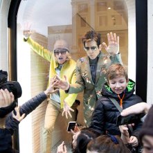 Ben Stiller con Owen Wilson in vetrina da Valentino a Roma per Zoolander 2