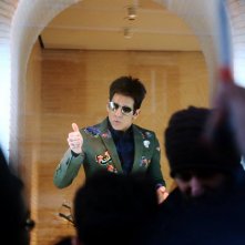 Ben Stiller in vetrina da Valentino a Roma per Zoolander 2!